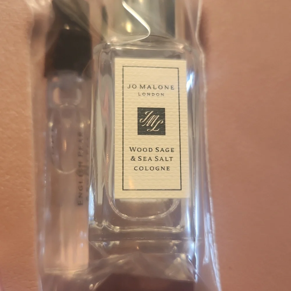 GUCCI Flora/ Joe Malone Travel Perfume - Picture 3 of 3